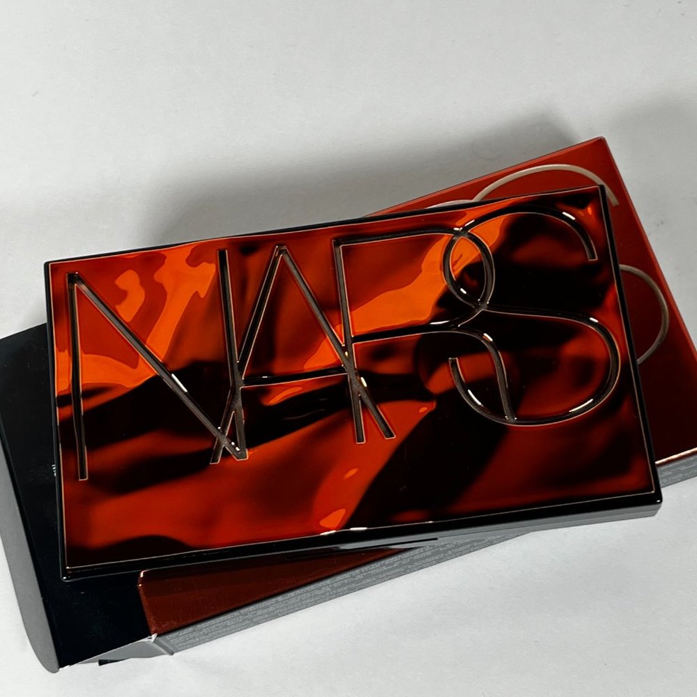 Nars Eyeshadow Palette AFTERGLOW - Size 0.04 Oz. / 1.4 g x 12 Brand New - Picture 2 of 4